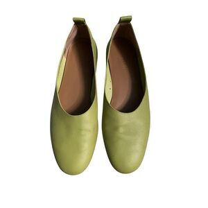 Everlane The Italian Leather Day Glove Flats in Birch Green sz 9